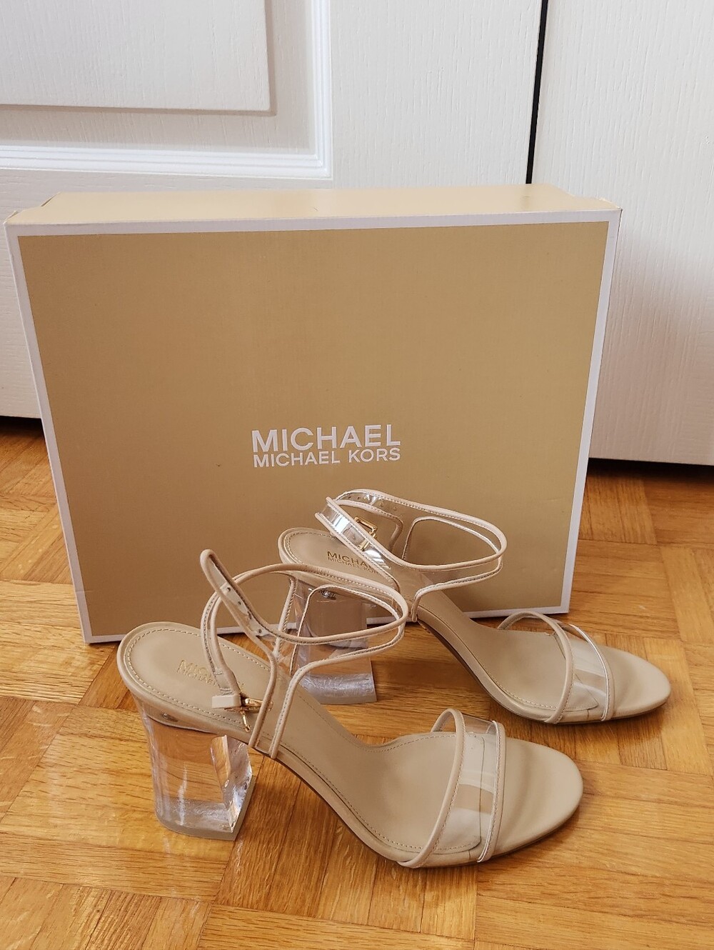 NWT Michael Kors Beige Clear Block Heel Strappy Sandals